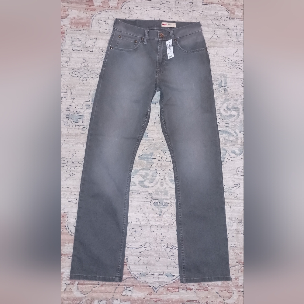 Wrangler  Straight Fit Gray Lightweight Pants Size 30